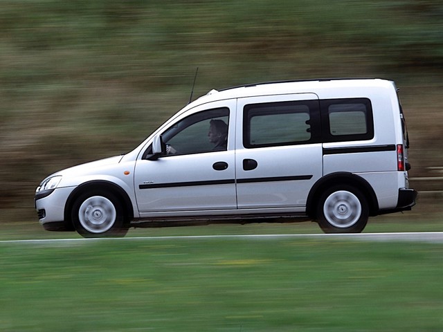 Opel Combo photo 31