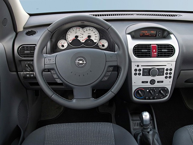 Opel Combo photo 32