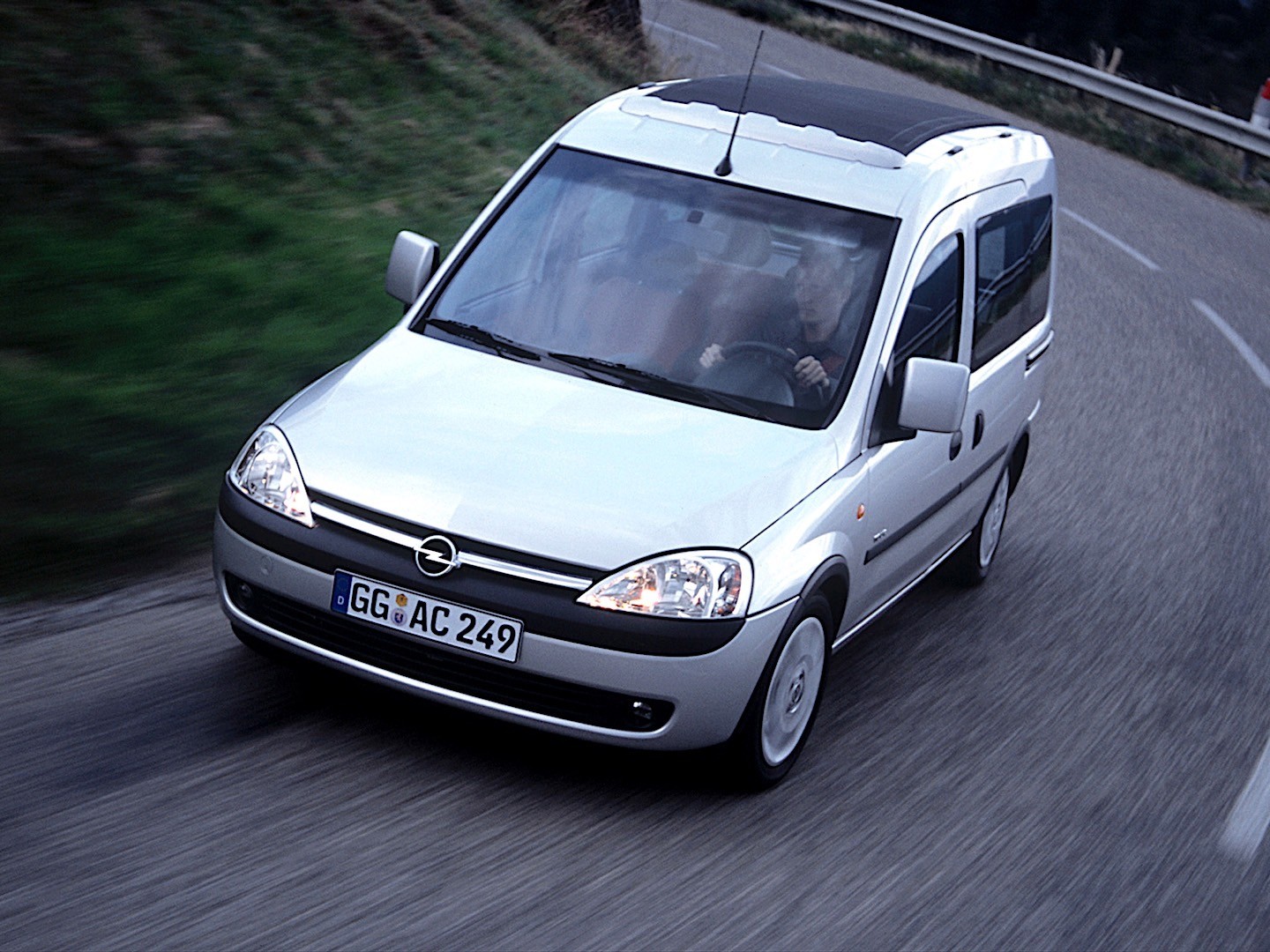 Opel Combo photo 47