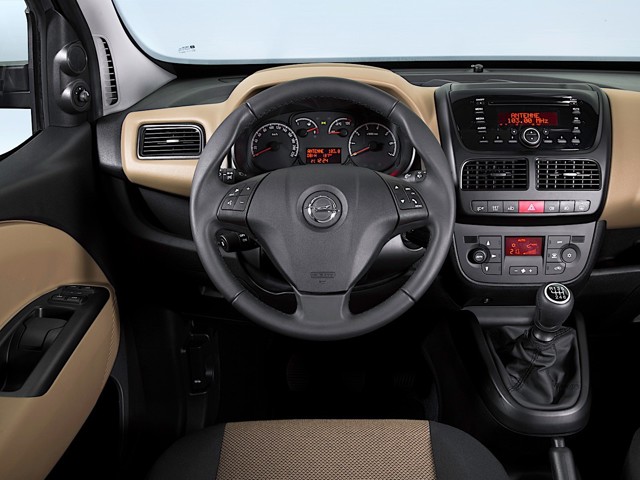 Opel Combo photo 16