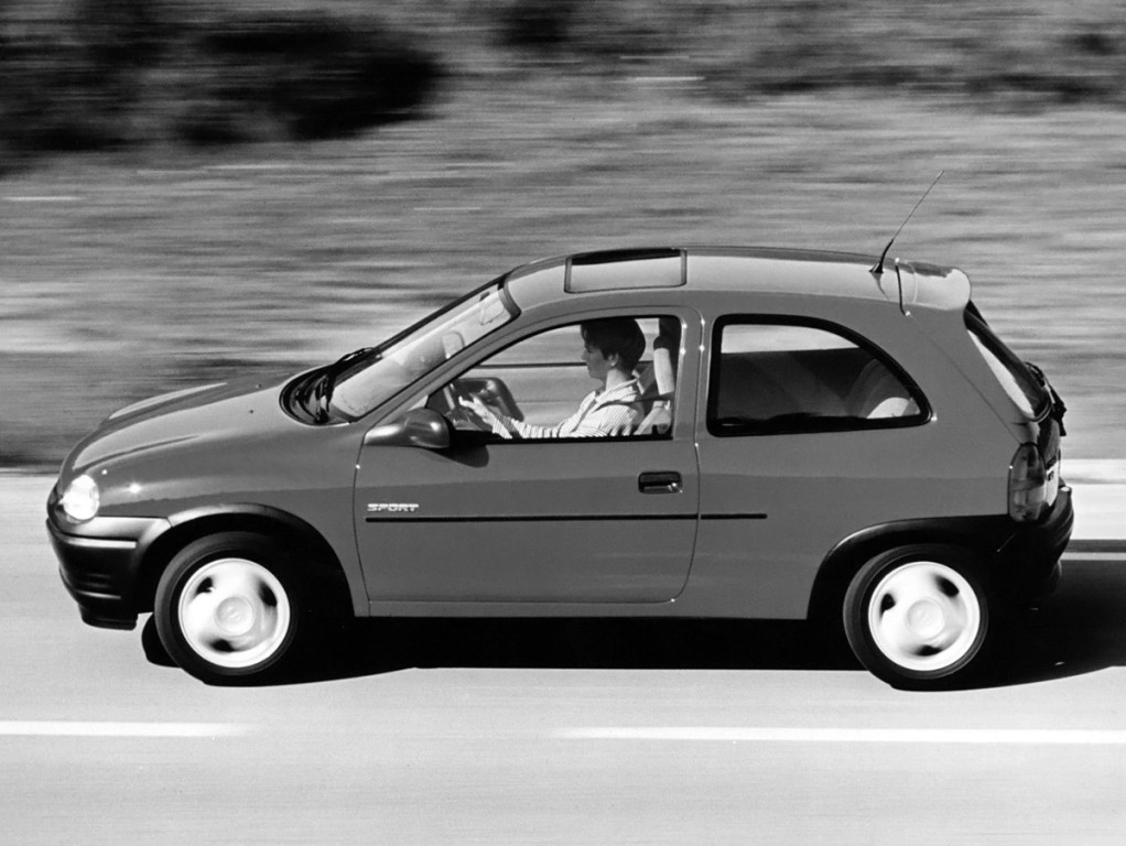 Opel Corsa 3 Doors photo 22