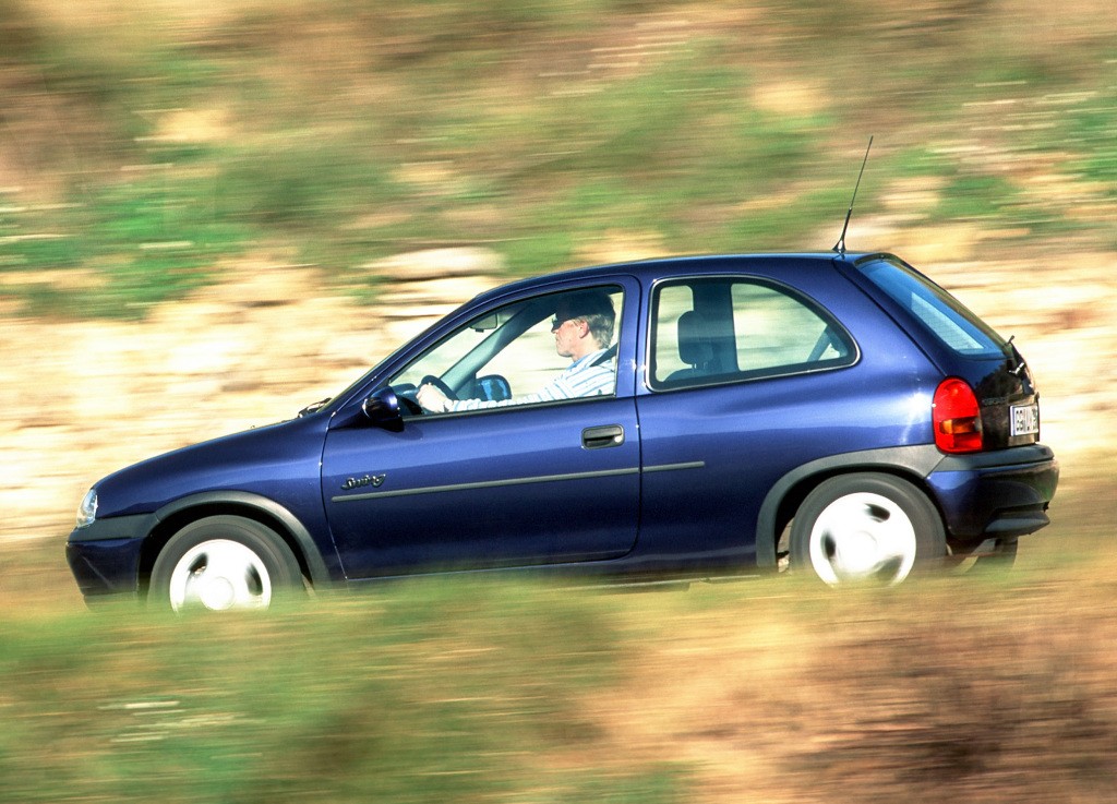 Opel Corsa 3 Doors photo 30