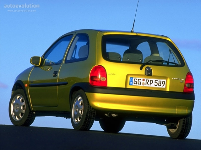 Opel Corsa 3 Doors Foto 2