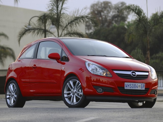 Opel Corsa 3 Doors Foto 20
