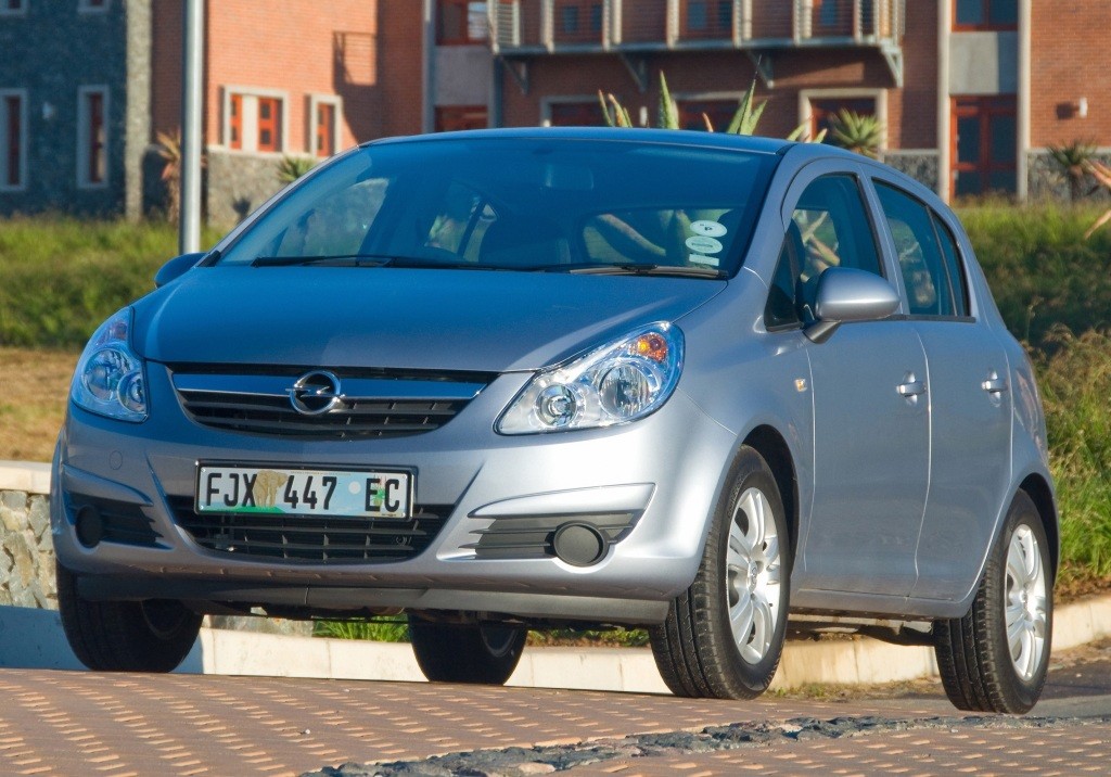 Opel Corsa 5 Doors photo 12