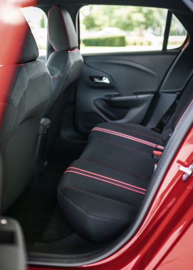 Opel Corsa 5 Doors photo 31