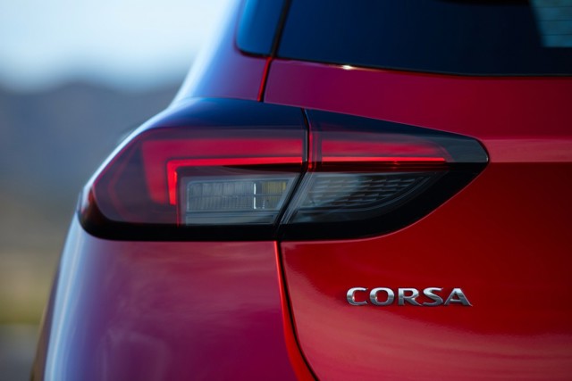 Opel Corsa 5 Doors photo 11