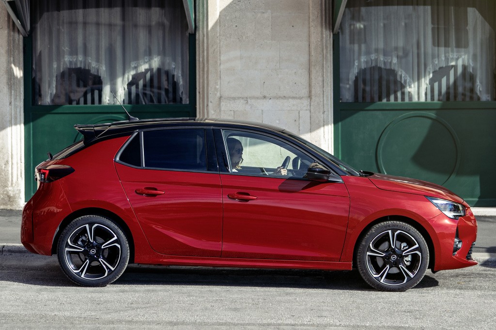 Opel Corsa 5 Doors photo 22