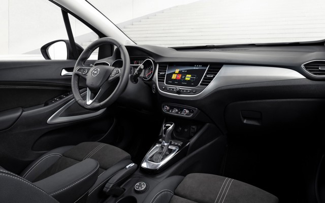 Opel Crossland photo 26