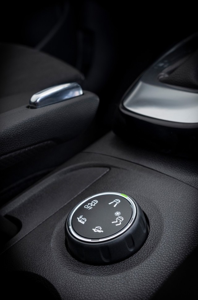 Opel Crossland photo 30