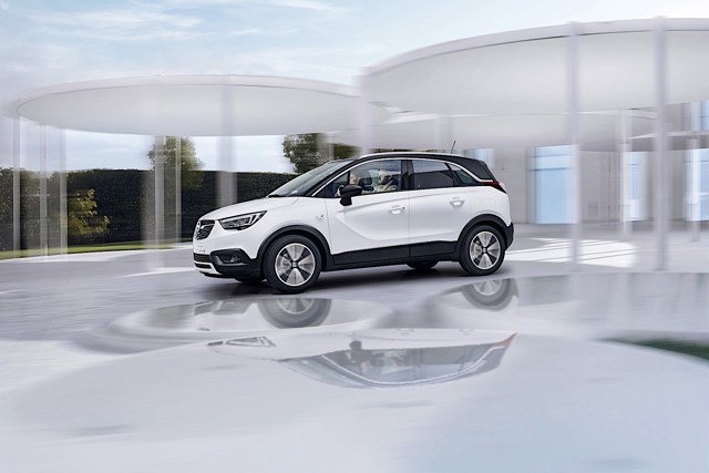 Opel Crossland photo 8