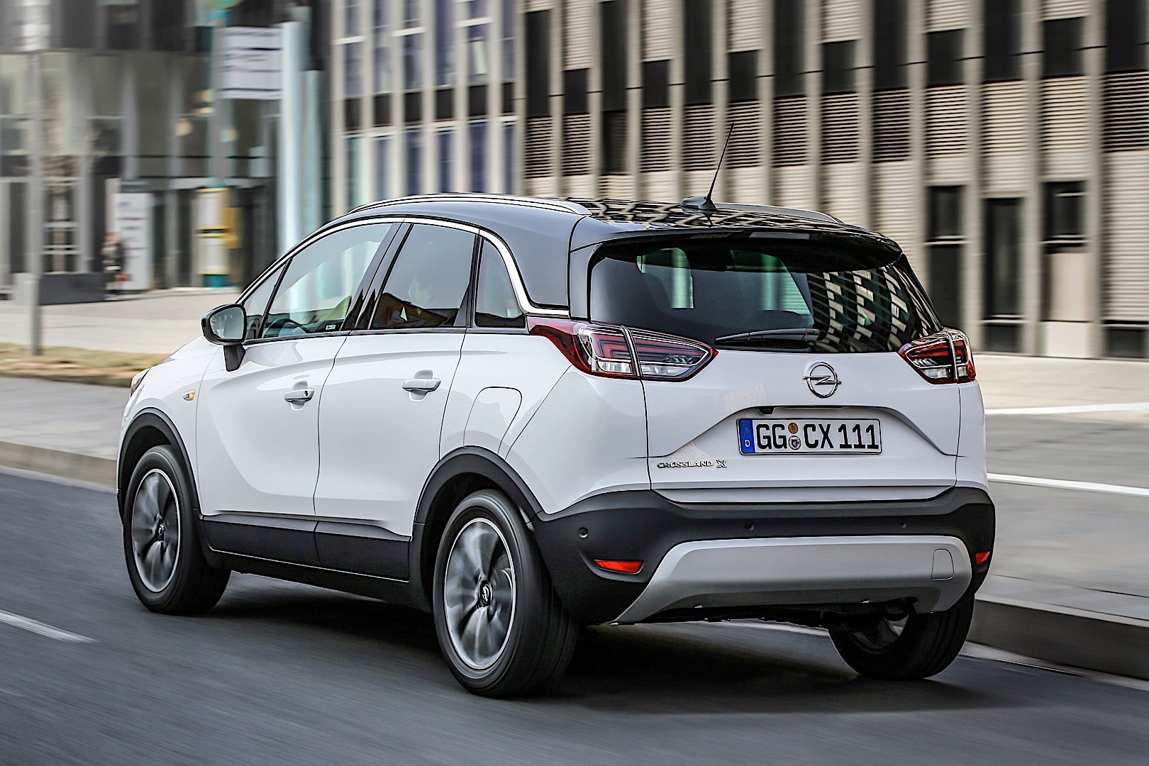 Opel Crossland photo 22
