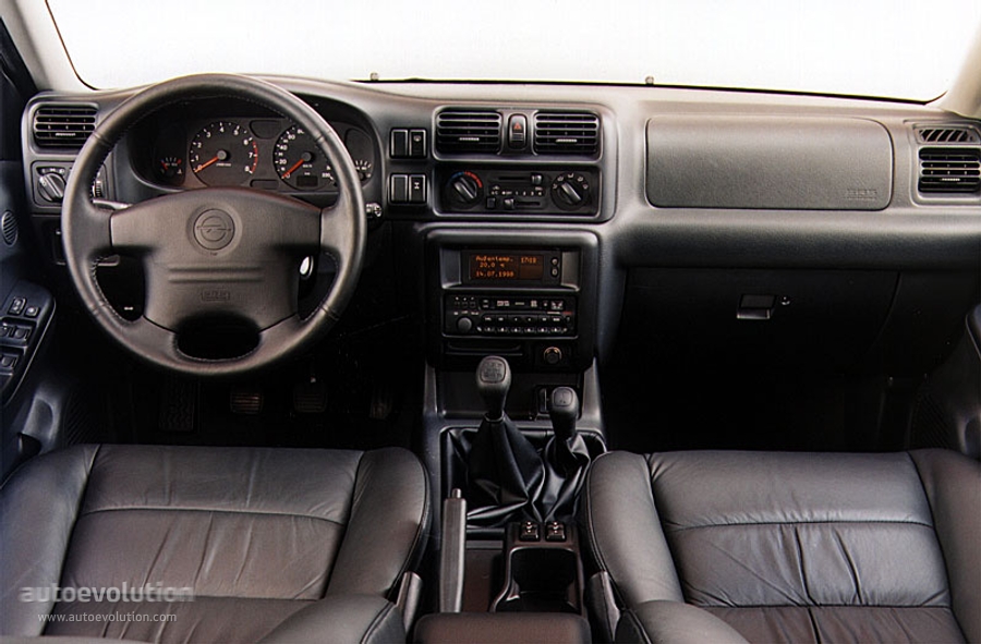 Opel Frontera photo 7