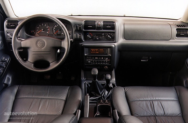Opel Frontera photo 7