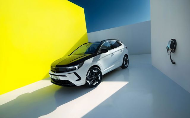 Opel Grandland photo 13