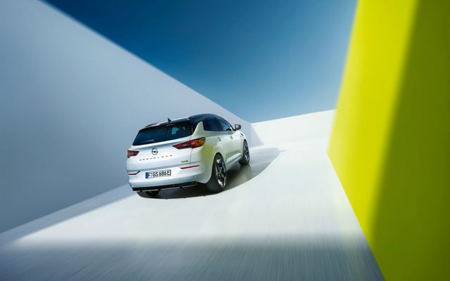 Opel Grandland photo 14