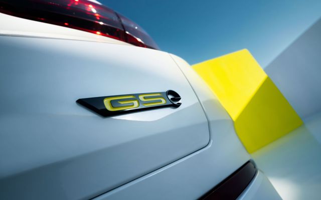 Opel Grandland photo 16