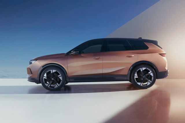 Opel Grandland photo 3
