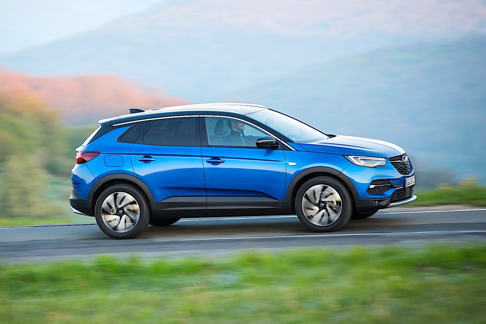 Opel Grandland photo 6