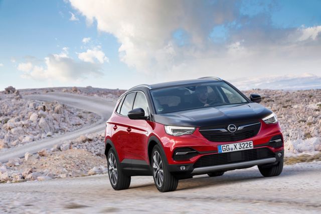 Opel Grandland photo 32