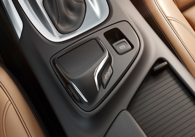 Opel Insignia Country Tourer photo 27