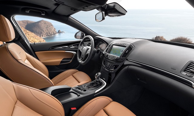 Opel Insignia Country Tourer photo 31