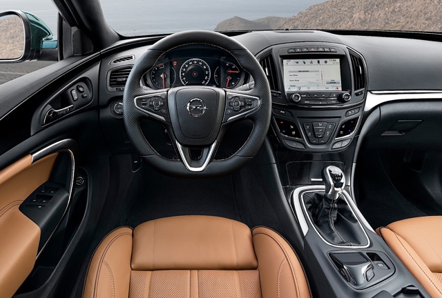 Opel Insignia Country Tourer photo 32
