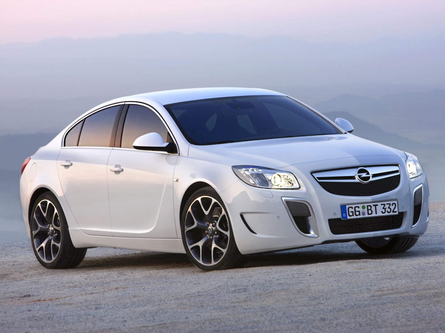 Opel Insignia Opc photo 12
