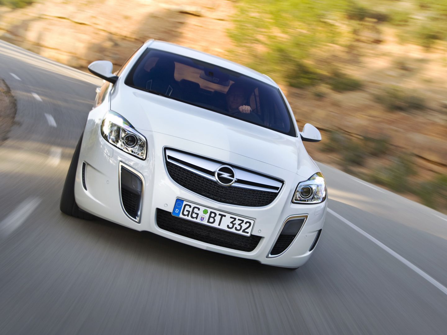 Opel Insignia Opc photo 17