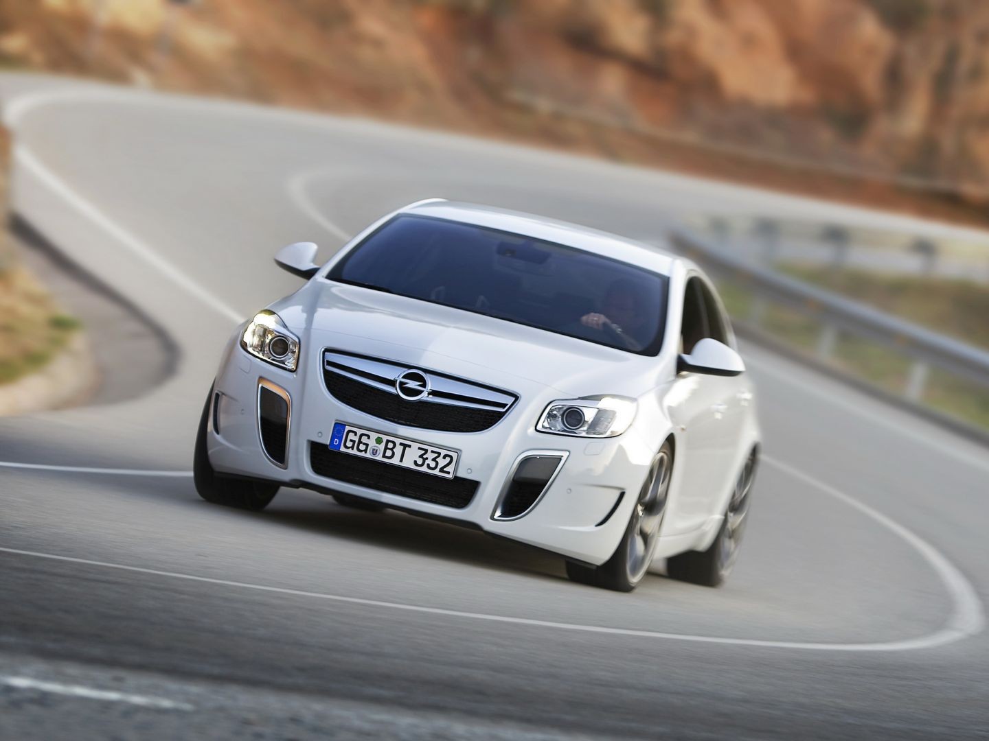 Opel Insignia Opc photo 18