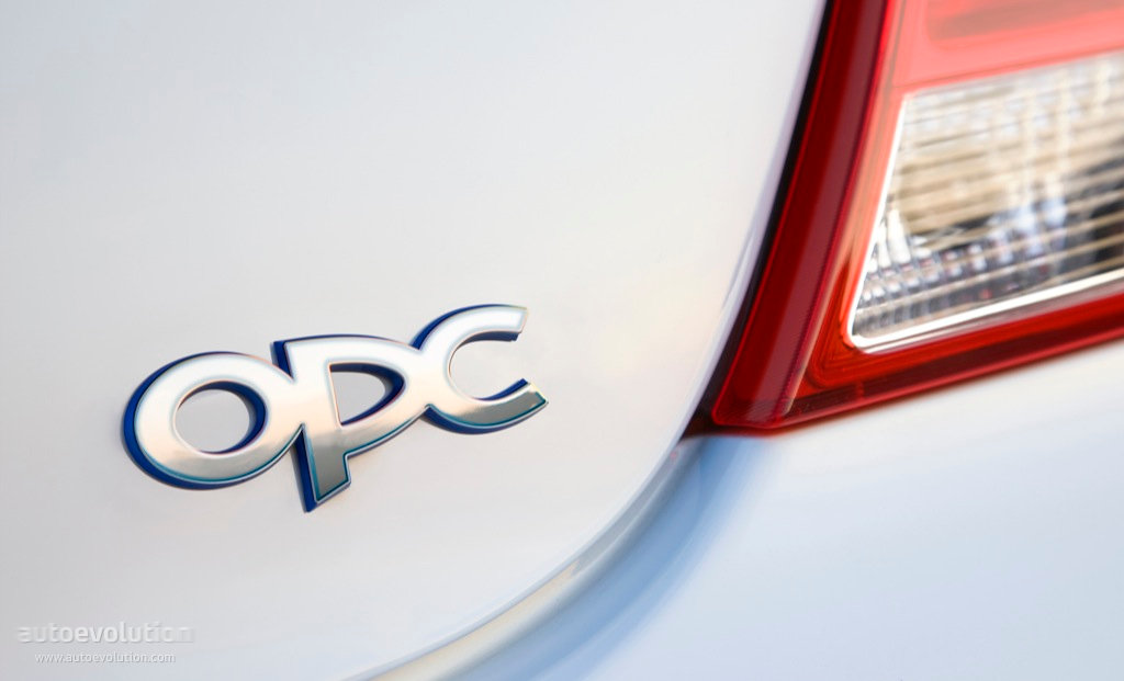 Opel Insignia Opc photo 4