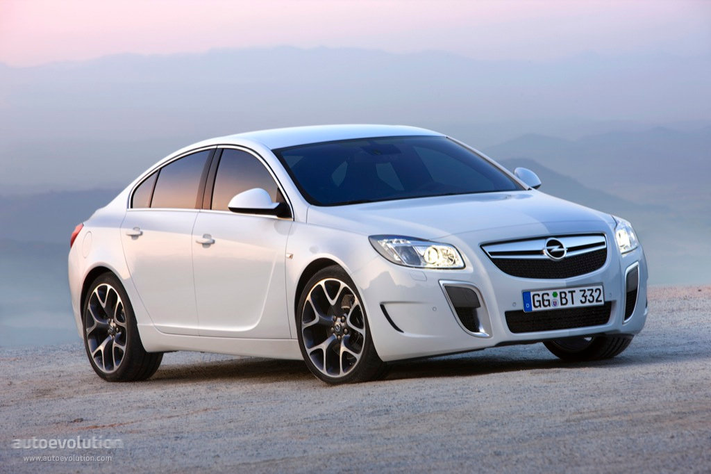 Opel Insignia Opc photo 2
