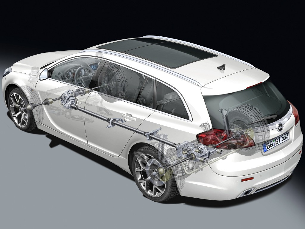 Opel Insignia Sports Tourer Opc photo 21