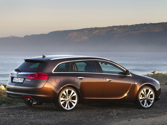 Opel Insignia Sports Tourer photo 22