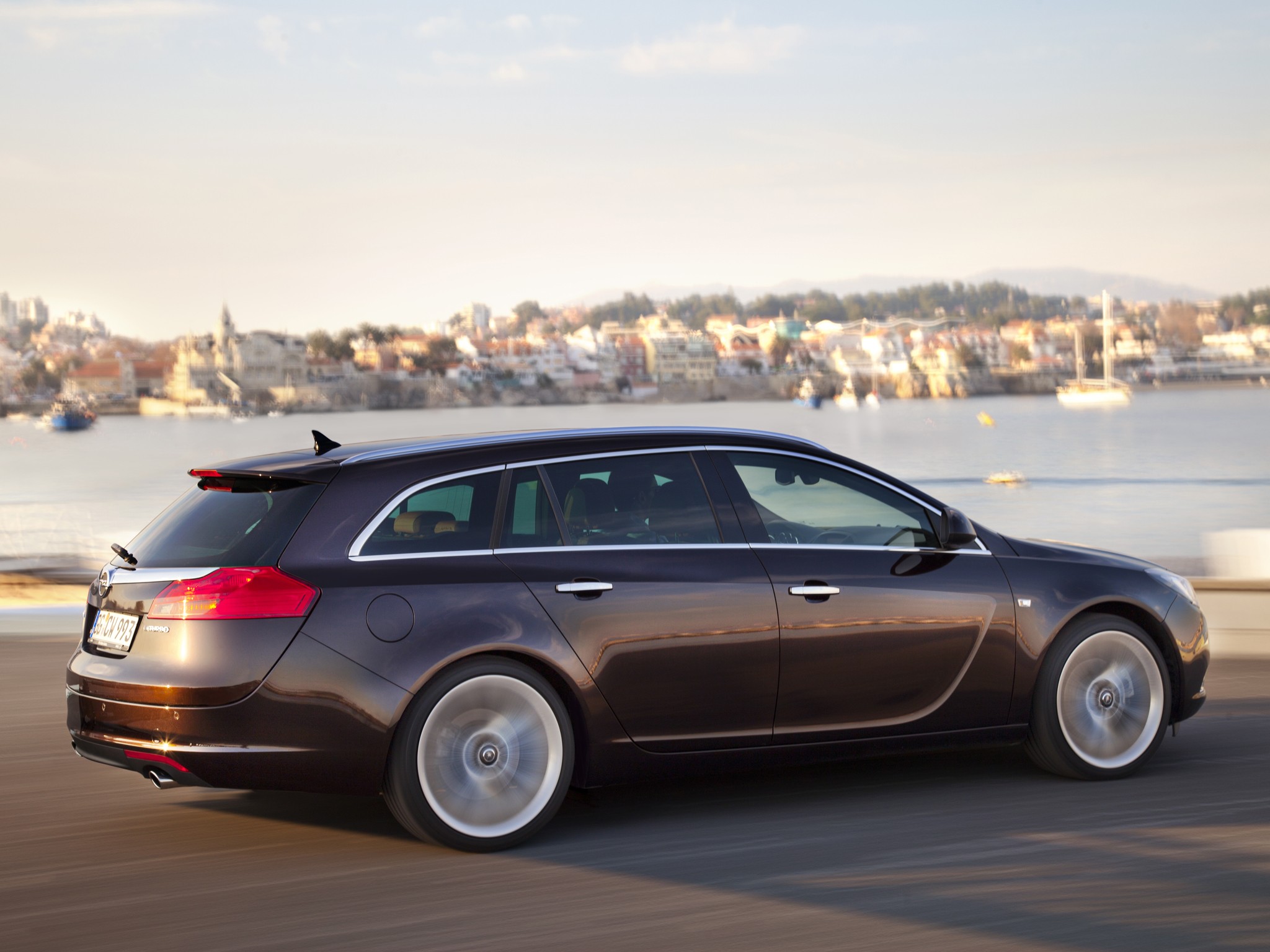 Opel Insignia Sports Tourer photo 23