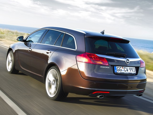 Opel Insignia Sports Tourer photo 27