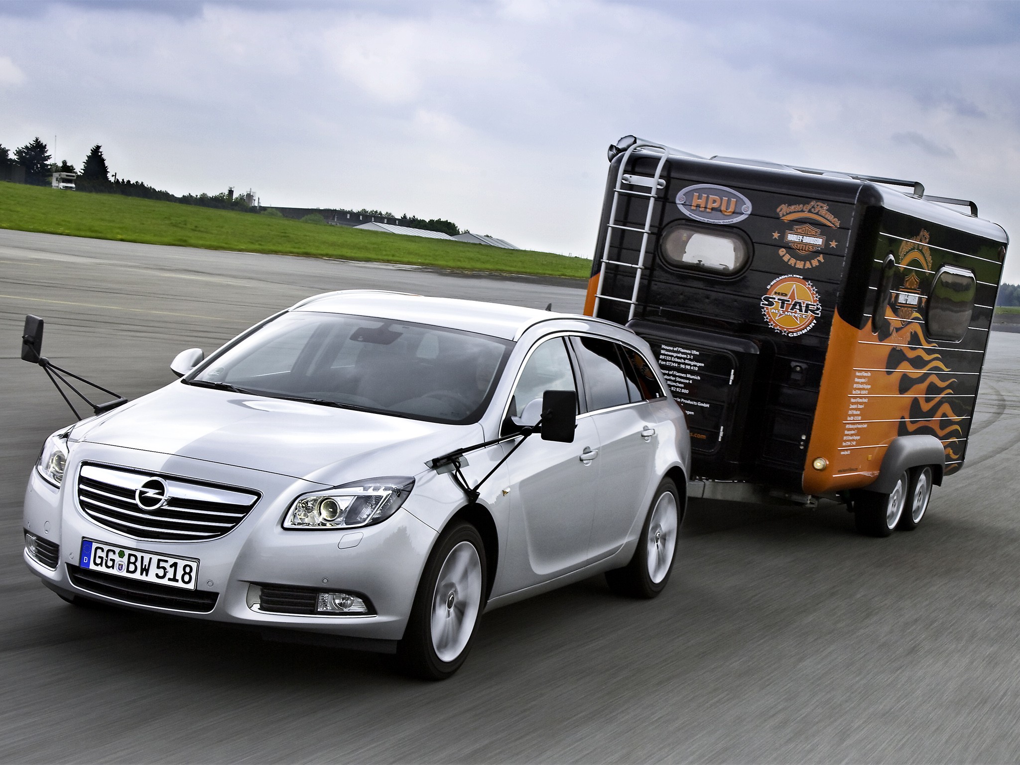 Opel Insignia Sports Tourer photo 32