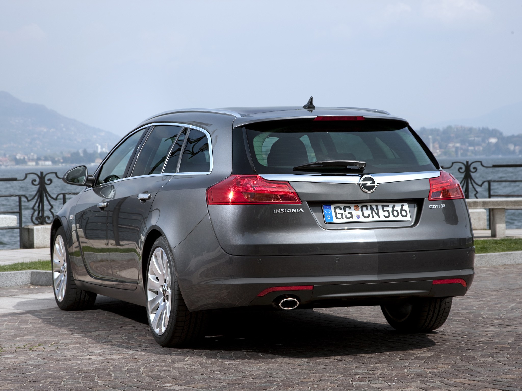 Opel Insignia Sports Tourer photo 41