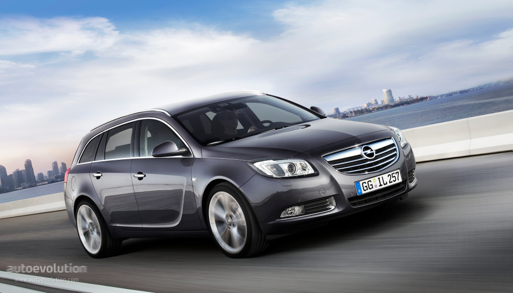 Opel Insignia Sports Tourer photo 13