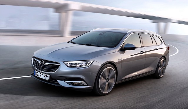 Opel Insignia Sports Tourer photo 8