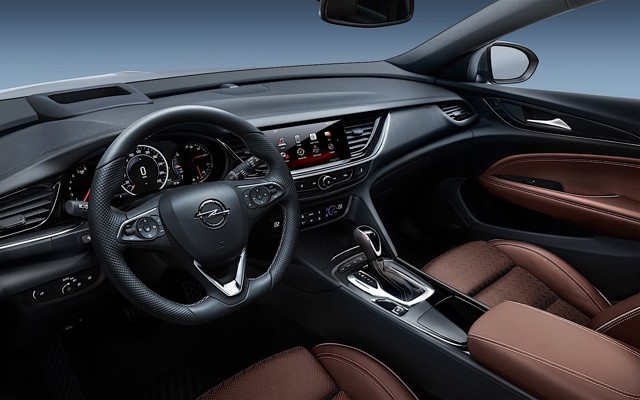 Opel Insignia Sports Tourer photo 12