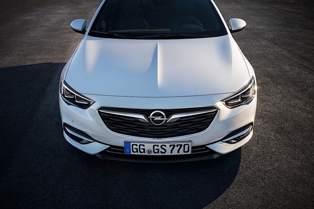 Opel Insignia foto 11