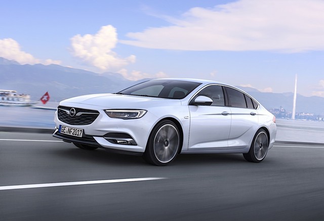 Opel Insignia foto 13