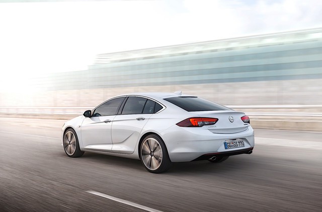 Opel Insignia foto 24