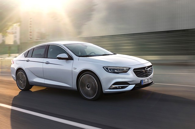 Opel Insignia foto 26