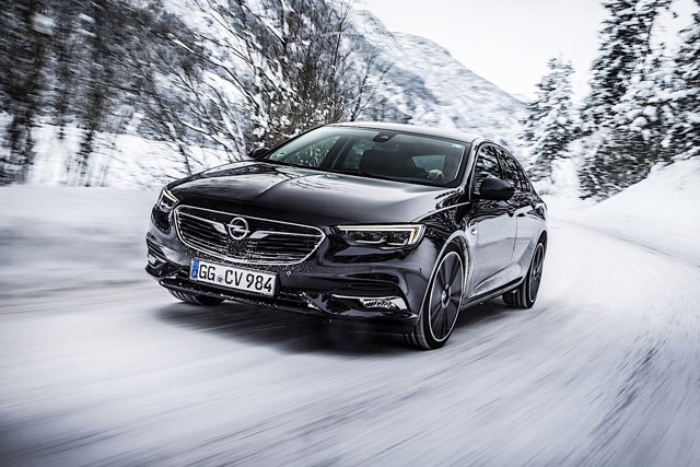 Opel Insignia foto 27
