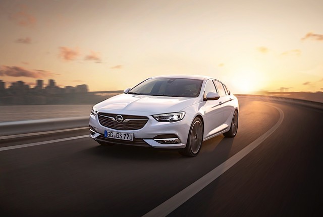 Opel Insignia foto 3