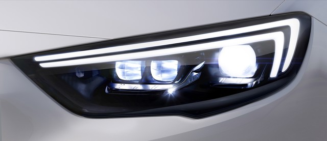 Opel Insignia foto 6