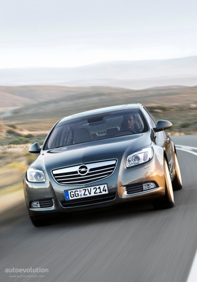 Opel Insignia photo 3