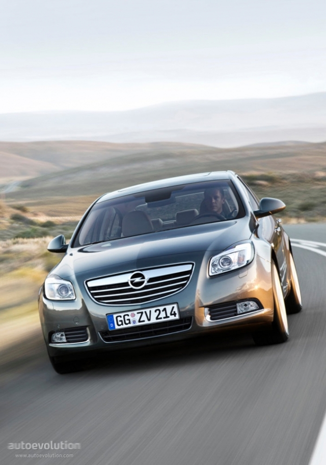 Opel Insignia photo 3